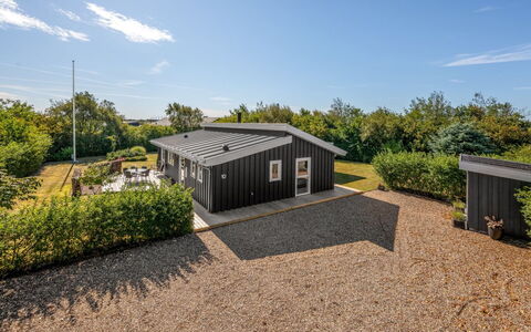 Anelise - 800M to the Fjord: Toit, Domicile, Chalet, Porte, Biens, Batiments Jardin, Ferme, Cabanon, Jardin, Aménagement Paysager