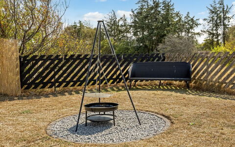 Paale - 208M from the Sea: Jardin, Pelouse, Ombre, Arrière-Cour, Mobilier De Jardin