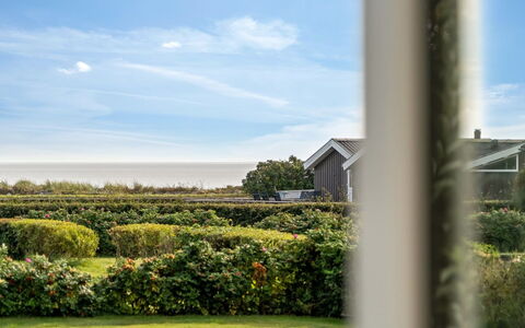 Thit - 90M from the Sea: Chalet, Arrière-Cour, Cour, Batiments Jardin, Cabanon, Siding, Mobilier De Jardin, Cabane En Rondins, Structure En Plein Air, Cabane