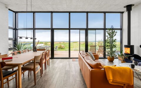 Bondi - 75M from the Sea: Herbe, Prairie, Lot Terre, Chalet, Zone Rurale, Prairie, Batiments Jardin, Jardin, Cabanon