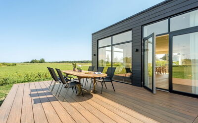 Milena - 1.5Km from the Sea