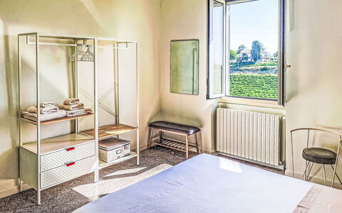 Guest House Viotti: Design Intérieur, Sol, Sol, Meubles, Chambre, Lit, Cadre De Lit, Literie, Drap De Lit, Linge