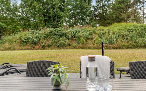 Abiorn - from the Sea: Chalet, Arrière-Cour, Cour, Batiments Jardin, Cabanon, Siding, Mobilier De Jardin, Cabane En Rondins, Structure En Plein Air, Cabane