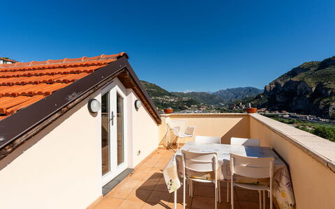Entre Collines et Mar: Chaîne De Montagnes, Balcon, Crête, Village De Montagne, Alpes