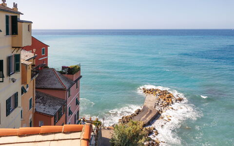 Newly Renovated Ocean View Flat: Bleu, L'Eau, Plan D'Eau, Côte, Horizon, Mer, Cotiers Et Relief Océaniques, Océan, Rive, Plage