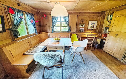 Winterberg: Meubles, Design Intérieur, Bois, Pièce, Sol, Sol, Domicile, Table, Dur, Tache De Bois