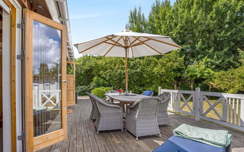 Elviira - 200M from the Sea: Domicile, Chalet, Porche, Siding, Ferme, Structure En Plein Air