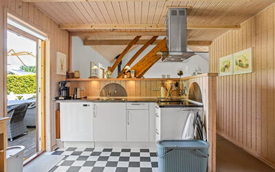 Elviira - 200M from the Sea