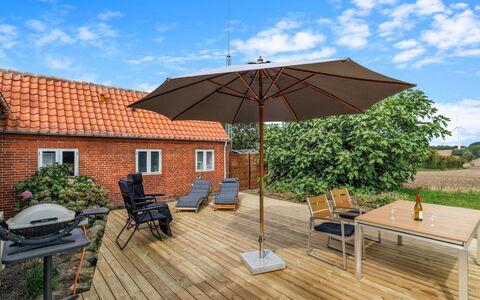 Alisa - 2.5Km from the Sea: Herbe, Prairie, Lot Terre, Chalet, Zone Rurale, Prairie, Batiments Jardin, Jardin, Cabanon
