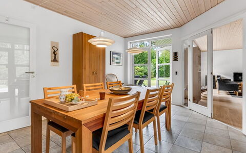 Jyrki - 100M from the Sea: Meubles, Design Intérieur, Sol, Sol, Bois, Salle À Manger, Plafond, Table, Chaise, Parquet