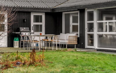 Talvikki - 1.2Km from the Sea