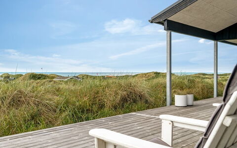 Jannus - 600M from the Sea: Bleu, Piscine, Meubles, Mobilier De Jardin, Recours, Chaise, Ombre, Eco Hôtel, Pot De Fleur