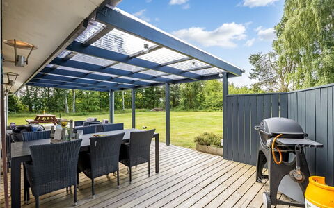 Annetta - 800M from the Sea: Bois, Meubles, Appartement, Pièce, Plafond, Tache De Bois, Chaise, Dur, Vernis, Lumber