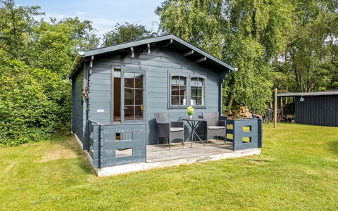 Annetta - 800M from the Sea: Bois, Meubles, Appartement, Pièce, Plafond, Tache De Bois, Chaise, Dur, Vernis, Lumber