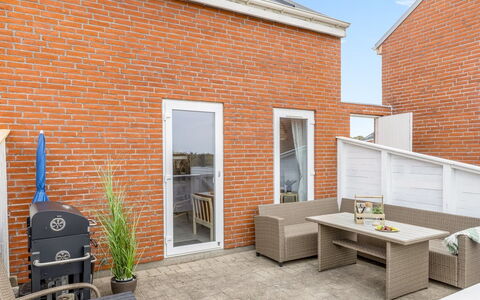 Steffan - 2.3Km from the Sea: Chalet, Arrière-Cour, Cour, Batiments Jardin, Cabanon, Siding, Mobilier De Jardin, Cabane En Rondins, Structure En Plein Air, Cabane