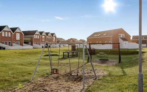 Steffan - 2.3Km from the Sea: Chalet, Arrière-Cour, Cour, Batiments Jardin, Cabanon, Siding, Mobilier De Jardin, Cabane En Rondins, Structure En Plein Air, Cabane