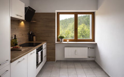 Am Obersalzberg: Sol, Mur, Design Intérieur, Comptoir, Cuisine, Bois, Sol, Appareil De Cuisine, Cabinetry, Meubles
