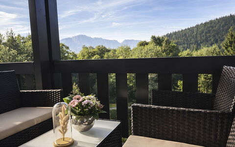 Am Obersalzberg: Meubles, Chaise, Balcon, Tableau De Plein Air, Mobilier De Jardin, Chaîne De Montagnes, Porche, Ombre, Dur, Table Basse