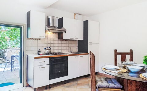 Casa Paolina: Sol, Meubles, Design Intérieur, Sol, Comptoir, Cuisine, Plafond, Appartement, Pièce, Appareil De Cuisine