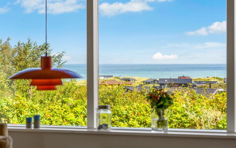 Nikolce - 500M from the Sea: Chalet, Arrière-Cour, Cour, Batiments Jardin, Cabanon, Siding, Mobilier De Jardin, Cabane En Rondins, Structure En Plein Air, Cabane