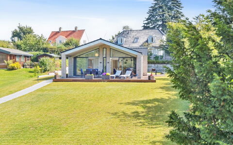 Troels - 945M from the Sea: Chalet, Arrière-Cour, Cour, Batiments Jardin, Cabanon, Siding, Mobilier De Jardin, Cabane En Rondins, Structure En Plein Air, Cabane