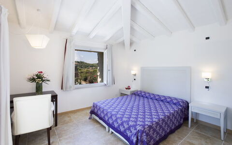 Villa Leccio 2: Meubles, Domicile, Appartement, Recours, Chambre, Hôtel, Lit, Piscine, Literie, Cadre De Lit