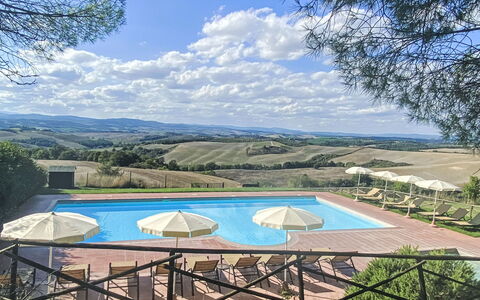 Montalcino 17: Piscine, Villa, Hôtel, Hacienda, Recours, Ville Resort