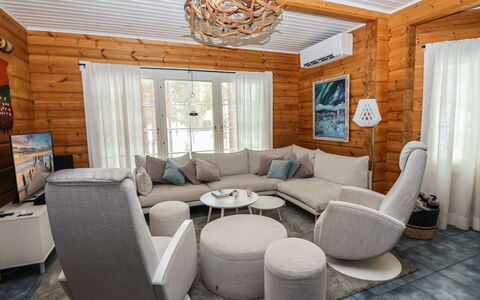 Villa Kätkänkierros: Voie Navigable, Banque, Cours D'Eau, Lac, Chalet, Forêt, Canal, Réservoir, Cabane En Rondins