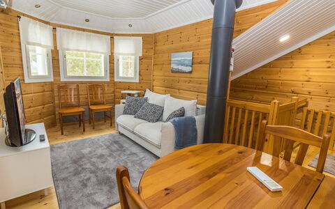Villa Kätkänkierros: Voie Navigable, Banque, Cours D'Eau, Lac, Chalet, Forêt, Canal, Réservoir, Cabane En Rondins