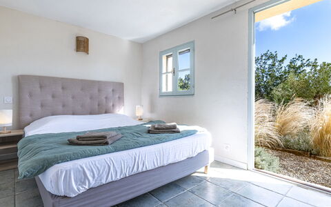Casa Murato: Meubles, Chambre, Lit, Drap De Lit, Design Intérieur, Sol, Literie, Sol, Plafond, Domicile