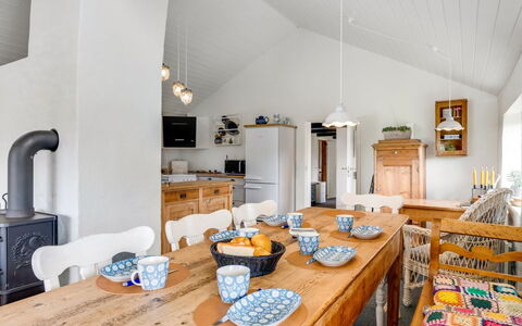 Reinhard - from the Sea: Meubles, Design Intérieur, Plafond, Bois, Luminaire, Pièce, Sol, Cuisine, Domicile, Éclairage