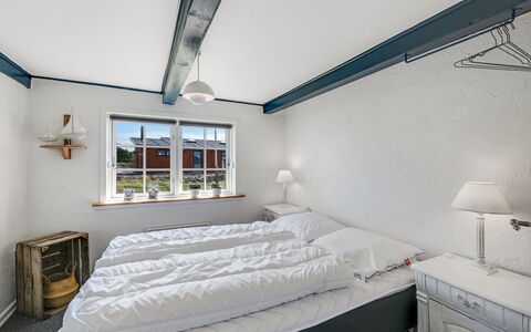 Reinhard - from the Sea: Plafond, Sol, Sol, Design Intérieur, Meubles, Domicile, Chambre, Lit, Pièce, Literie