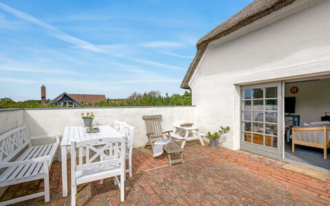 Reinhard - from the Sea: Chalet, Arrière-Cour, Cour, Batiments Jardin, Cabanon, Siding, Mobilier De Jardin, Cabane En Rondins, Structure En Plein Air, Cabane