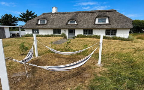 Reinhard - from the Sea: Chalet, Arrière-Cour, Cour, Batiments Jardin, Cabanon, Siding, Mobilier De Jardin, Cabane En Rondins, Structure En Plein Air, Cabane