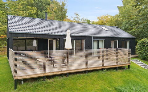 Aggi - 850M from the Sea: Chalet, Arrière-Cour, Cour, Batiments Jardin, Cabanon, Siding, Mobilier De Jardin, Cabane En Rondins, Structure En Plein Air, Cabane