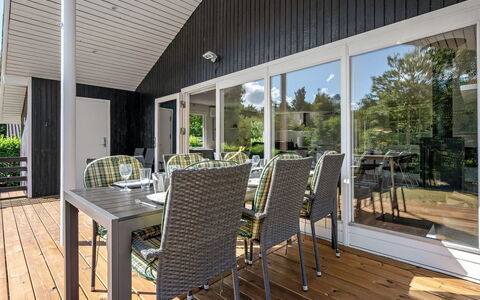 Lillebror - 7Km from the Sea: Chalet, Arrière-Cour, Cour, Batiments Jardin, Cabanon, Siding, Mobilier De Jardin, Cabane En Rondins, Structure En Plein Air, Cabane