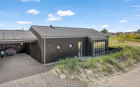 Tjure - 500M from the Sea: 