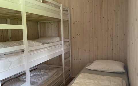Siljan - 400M from the Sea: Lit, Chambre, Bois, Sol, Sol, Drap De Lit, Literie, Lit Superposé, Design Intérieur, Cadre De Lit