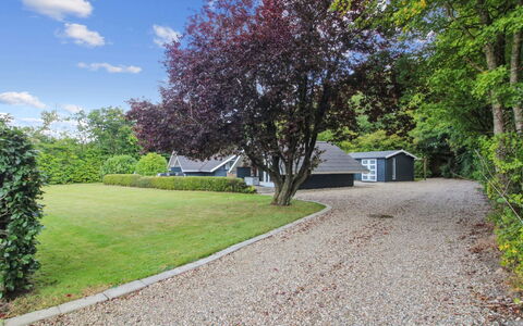 Helke - 30Km from the Sea: Chalet, Arrière-Cour, Cour, Batiments Jardin, Cabanon, Siding, Mobilier De Jardin, Cabane En Rondins, Structure En Plein Air, Cabane