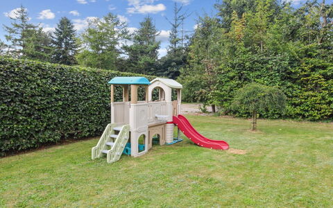 Helke - 30Km from the Sea: Chalet, Arrière-Cour, Cour, Batiments Jardin, Cabanon, Siding, Mobilier De Jardin, Cabane En Rondins, Structure En Plein Air, Cabane