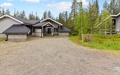 Leipolevi 1: Voie Navigable, Banque, Cours D'Eau, Lac, Chalet, Forêt, Canal, Réservoir, Cabane En Rondins