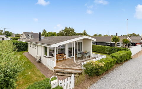 Gudmund - 50M from the Sea: 