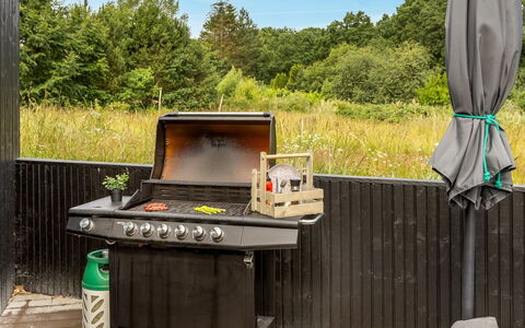 Artur - 800M from the Sea: Barbecue, Aliments, Mobilier De Jardin, Cuisine, Pot De Fleur, Plante D'Appartement