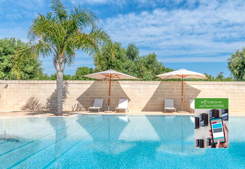 Masseria Lamagrotte: Piscine, Composite, Recours, Loisir, Mobilier De Jardin, Ombre, Centre De Loisirs, Parapluie, Eco Hôtel, Hôtel