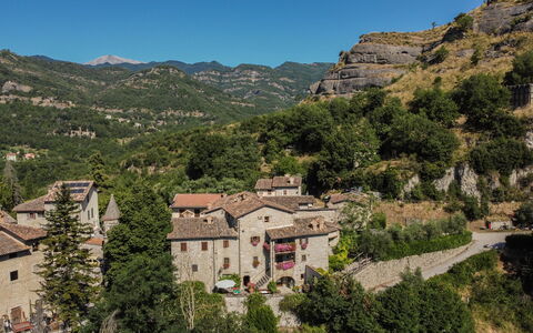 Agriturismo Arcera Apartments: Montagnes Relief, Montagne, Colline, Montagnes, Maison, Paysage, Chaîne De Montagnes, Zone Rurale, Établissements Humains, Village