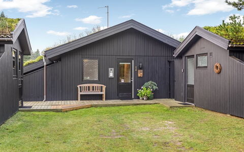 Tole - 2Km from the Sea: Bois, Architecture, Toit, Domicile, Maison, Chalet, Porte, Siding, Batiments Jardin, Dur