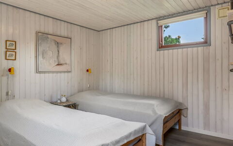 Tole - 2Km from the Sea: Bois, Sol, Sol, Chambre, Plafond, Design Intérieur, Parquet, Lit, Dur, Porte