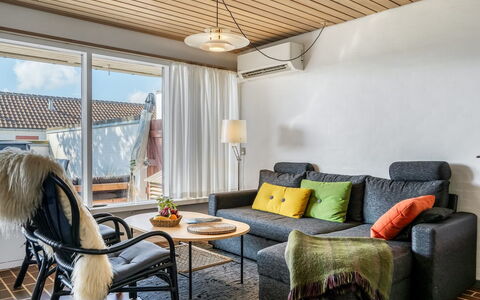 Enwald - 700M from the Sea: Meubles, Design Intérieur, Mur, Canapé, Bois, Sol, Salon, Sol, Éclairage, Pièce