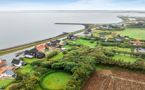 Raika - 25M to the Fjord: Chalet, Arrière-Cour, Cour, Batiments Jardin, Cabanon, Siding, Mobilier De Jardin, Cabane En Rondins, Structure En Plein Air, Cabane