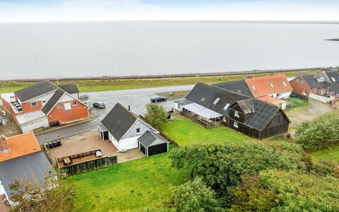 Raika - 25M to the Fjord: Chalet, Arrière-Cour, Cour, Batiments Jardin, Cabanon, Siding, Mobilier De Jardin, Cabane En Rondins, Structure En Plein Air, Cabane